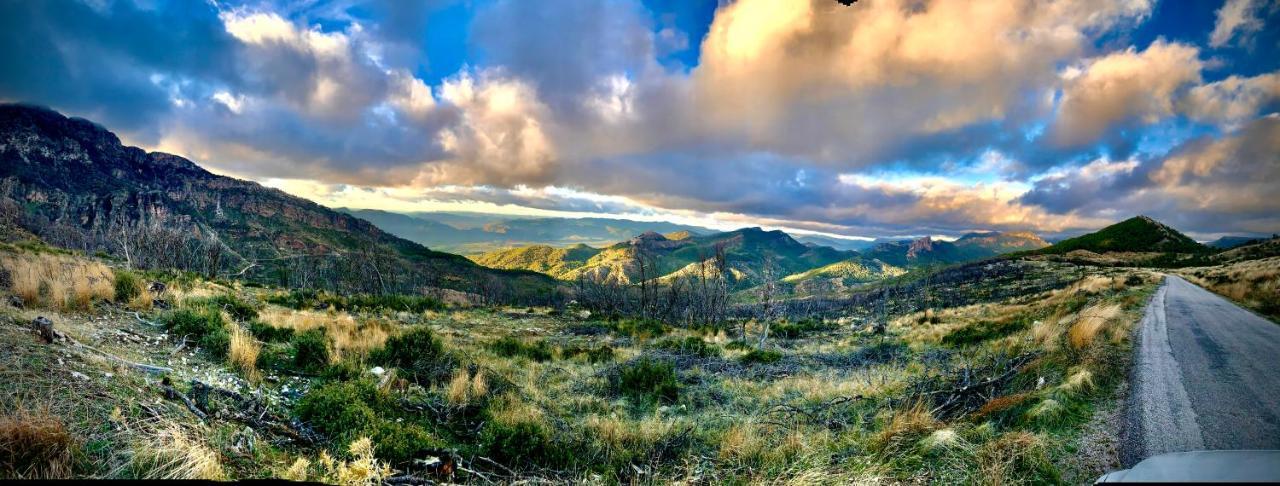 Casa Tatisita Luna Segura de la Sierra Kültér fotó